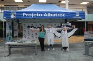 Equipe do Projeto Albatroz na Semana do Meio Ambiente da Petrobras