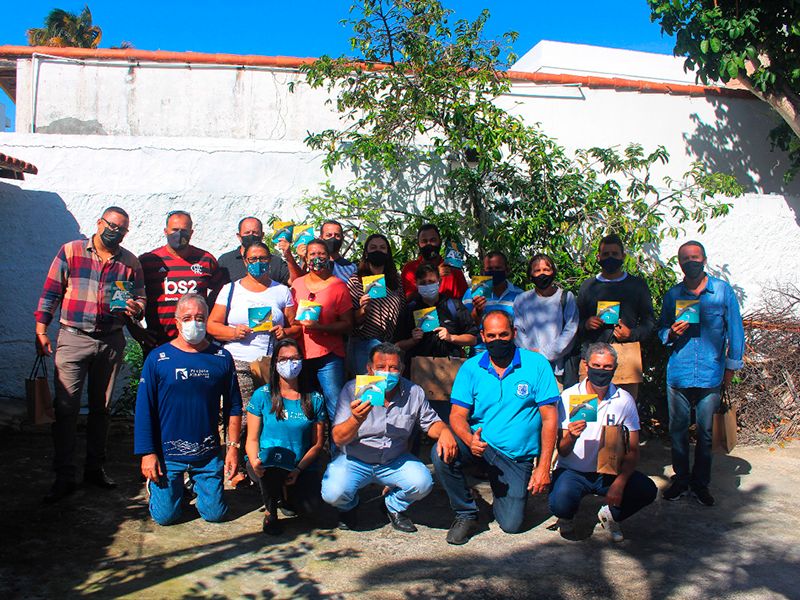 Pescadores e Projeto Albatroz fortalecem parceria em Cabo Frio (RJ) pela conservação marinha
