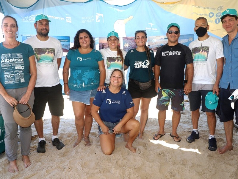 Em Búzios, Projeto Albatroz leva atividades sensibilização ambiental à Praia de Geribá